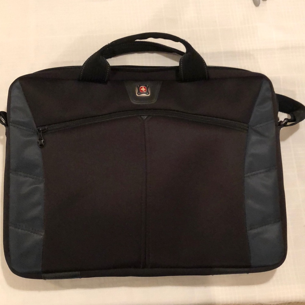 Laptop bag